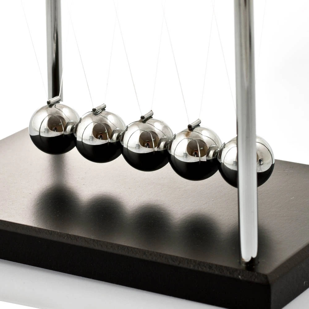 Newton's Cradle Desk Ornament