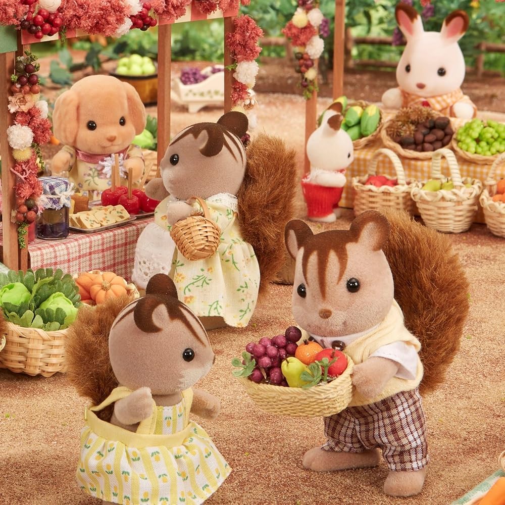 Sylvanian Families 4172 Walnut Squirrel Family