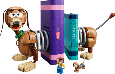 LEGO 43301 Disney Pixar Toy Story Slinky Dog Bookends