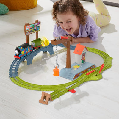 Thomas & Friends Paint Delivery Set with Motorized Thomas