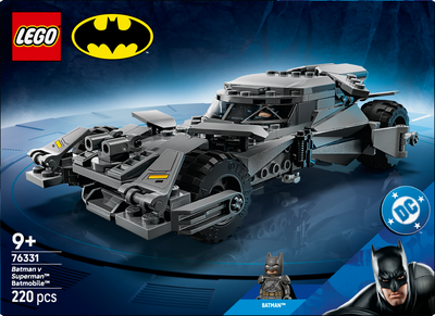 LEGO 76331 Batman v Superman Batmobile