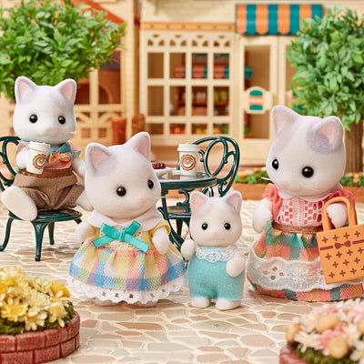 Sylvanian Families 5738 Latte Cat Family