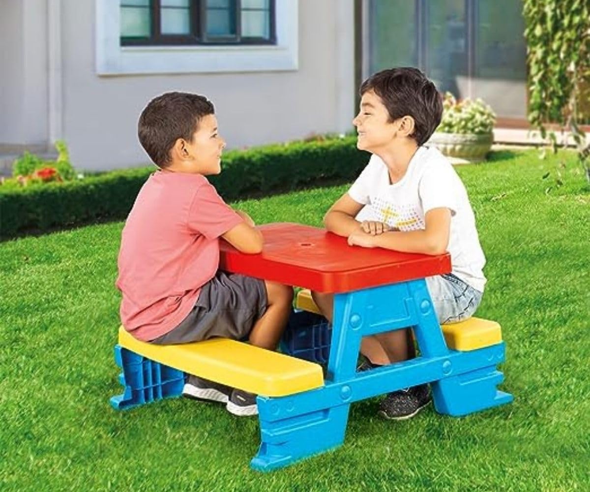 Dolu Picnic Table
