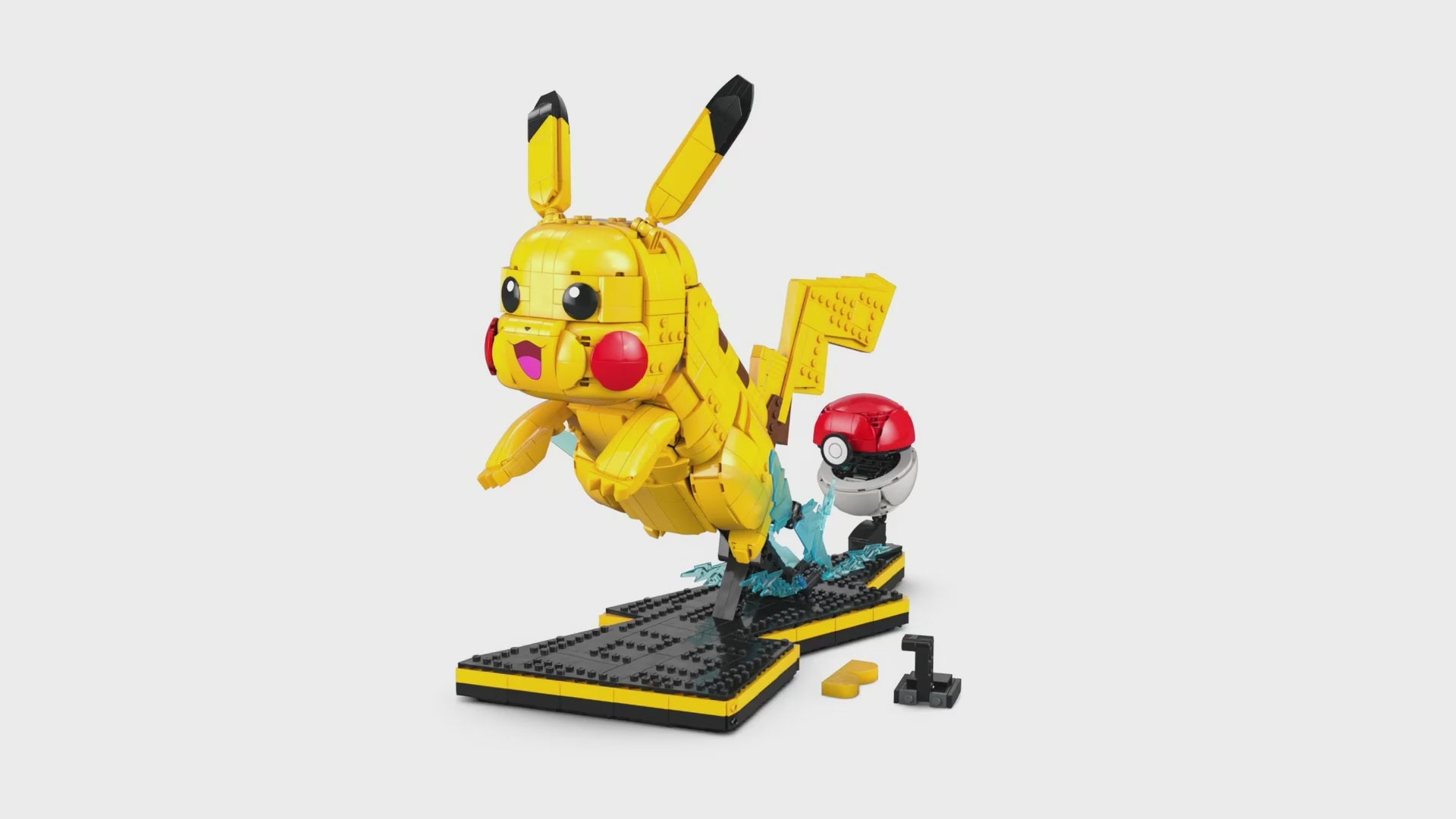 Load video: LEGO 72152 Pokémon Pikachu and Poké Ball
